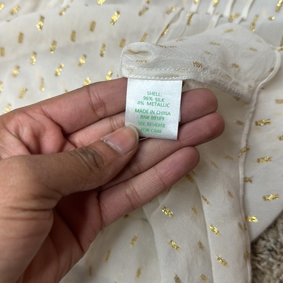 LILLY PULITZER-POOLSIDE RILLA SILK BLOUSE  XS - Picture 3 of 6